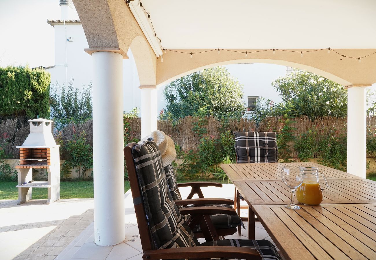 Villa in Sant Pere Pescador - Geräumige, gut gelegene Villa in Sant Pere Pescador Villa in Sant Pere Pescador - Geräumige, gut gelegene Villa in Sant Pere Pescador