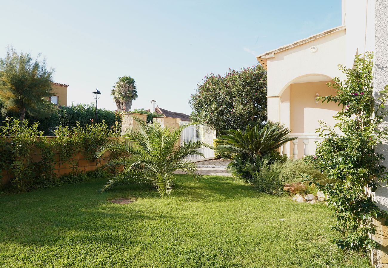 Villa in Sant Pere Pescador - Geräumige, gut gelegene Villa in Sant Pere Pescador Villa in Sant Pere Pescador - Geräumige, gut gelegene Villa in Sant Pere Pescador