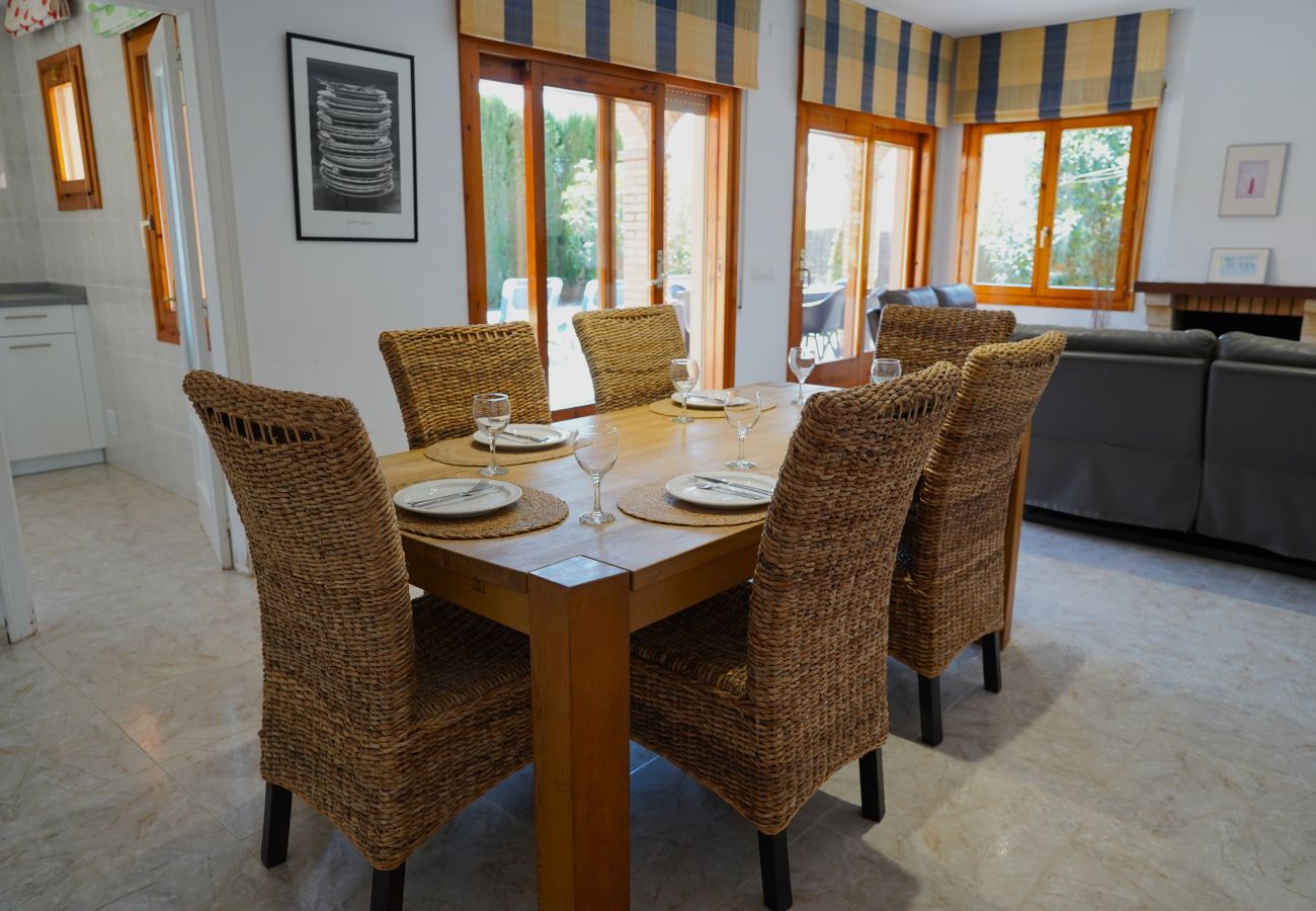 Villa in Sant Pere Pescador - Fantastische Villa in der Nähe des Sandstrandes Sant Pere Pescador