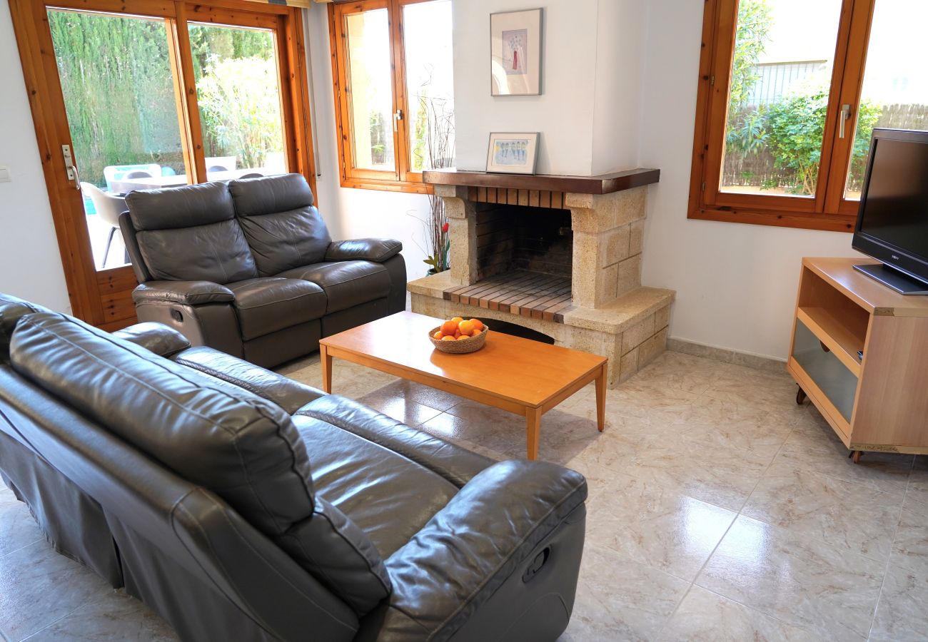 Villa in Sant Pere Pescador - Fantastische Villa in der Nähe des Sandstrandes Sant Pere Pescador
