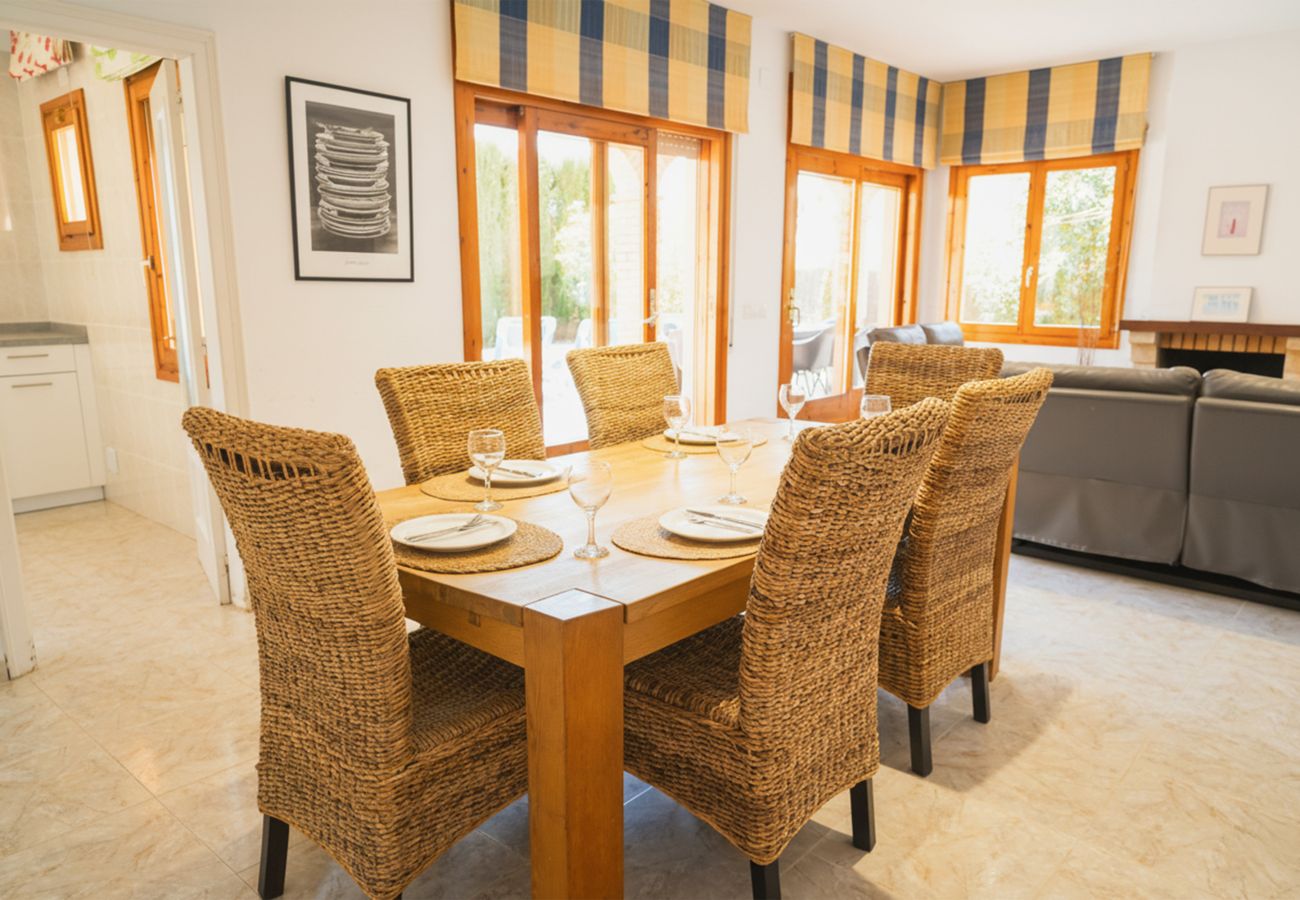 Villa in Sant Pere Pescador - Fantastische Villa in der Nähe des Sandstrandes Sant Pere Pescador