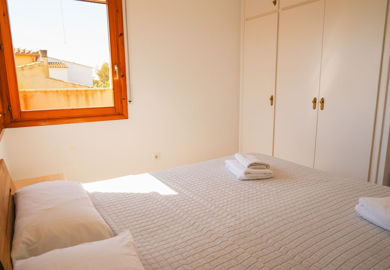 Villa in Sant Pere Pescador - Fantastische Villa in der Nähe des Sandstrandes Sant Pere Pescador