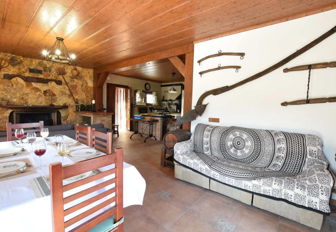 Villa in Riogordo - Schone Villa mit privatem Pool und atemberaubender Aussicht