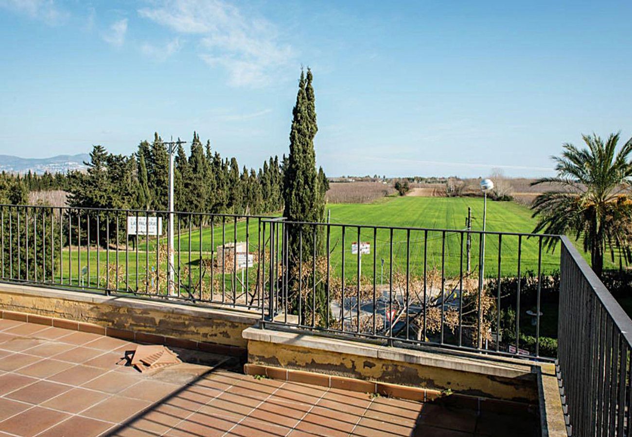 Ferienhaus in Sant Pere Pescador - Modernes Ferienhaus mit 3 Schlafzimmern und privatem Pool in Sant Pere Pescador