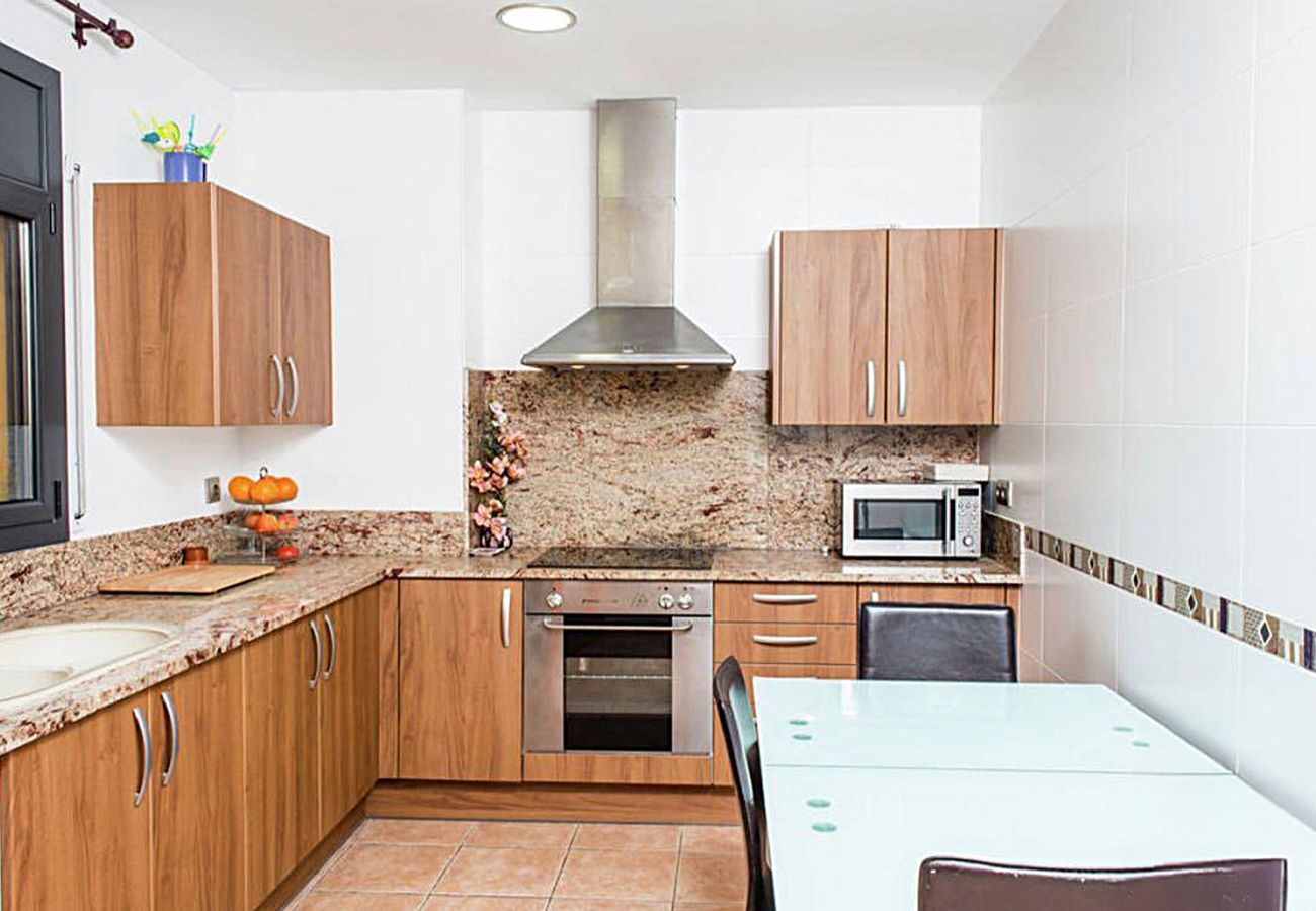 Ferienhaus in Sant Pere Pescador - Modernes Ferienhaus mit 3 Schlafzimmern und privatem Pool in Sant Pere Pescador