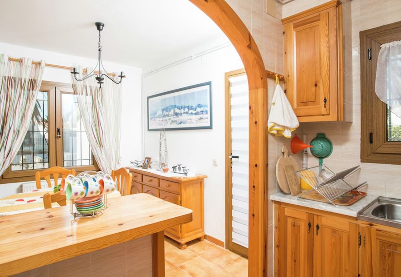 Ferienhaus in Sant Pere Pescador - Familienfreundliches Ferienhaus in Strandnähe in Sant Pere Pescador