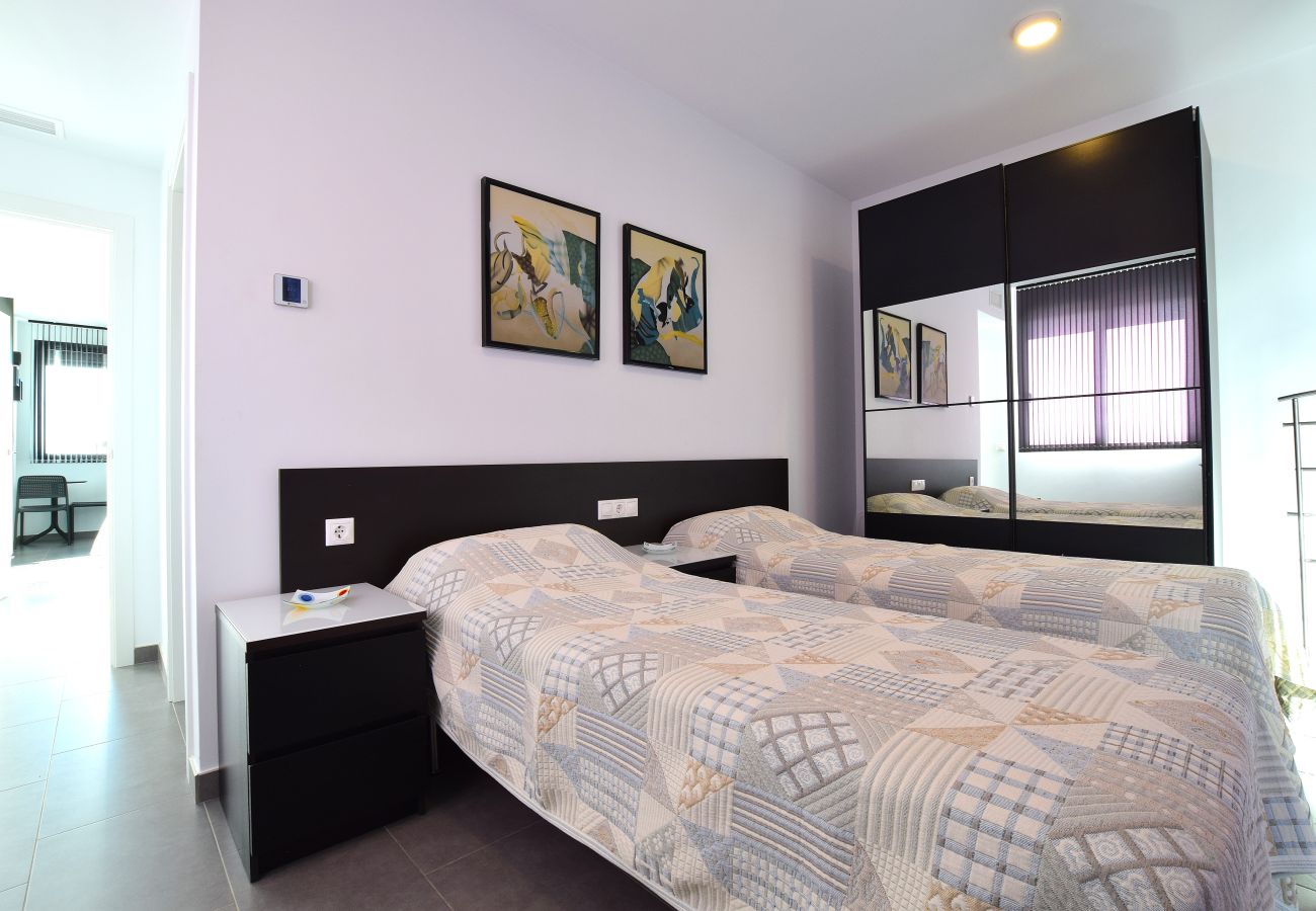 Villa in San Fulgencio - Moderne Costa Blanca Villa mit Pool und Terrasse