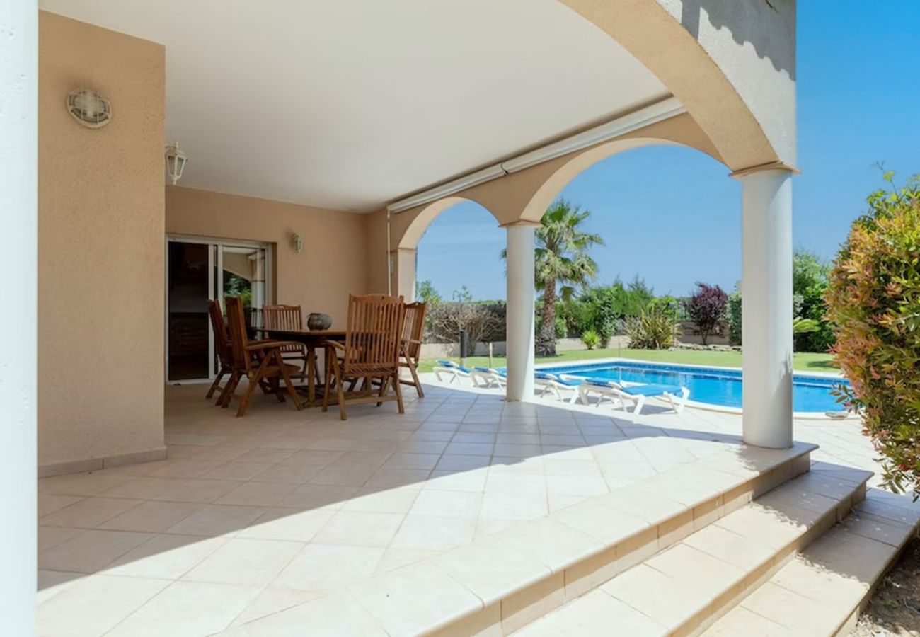 Villa en Sant Pere Pescador - Amplia villa y bien situada en Sant Pere Pescador