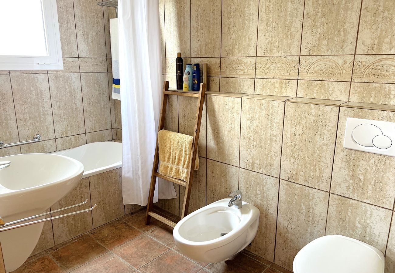 Villa en Sant Pere Pescador - Elegante villa con piscina privada en la bahía de Roses