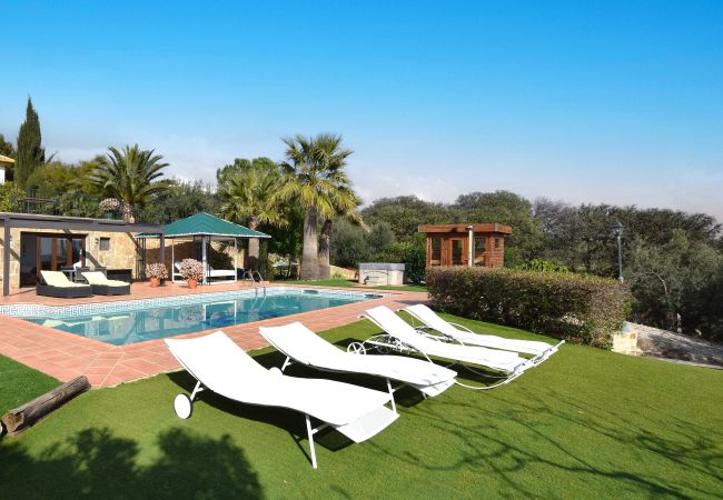 villa à Antequera - Villa Los Chaparros, luxe, nature et aventure en Andalousie