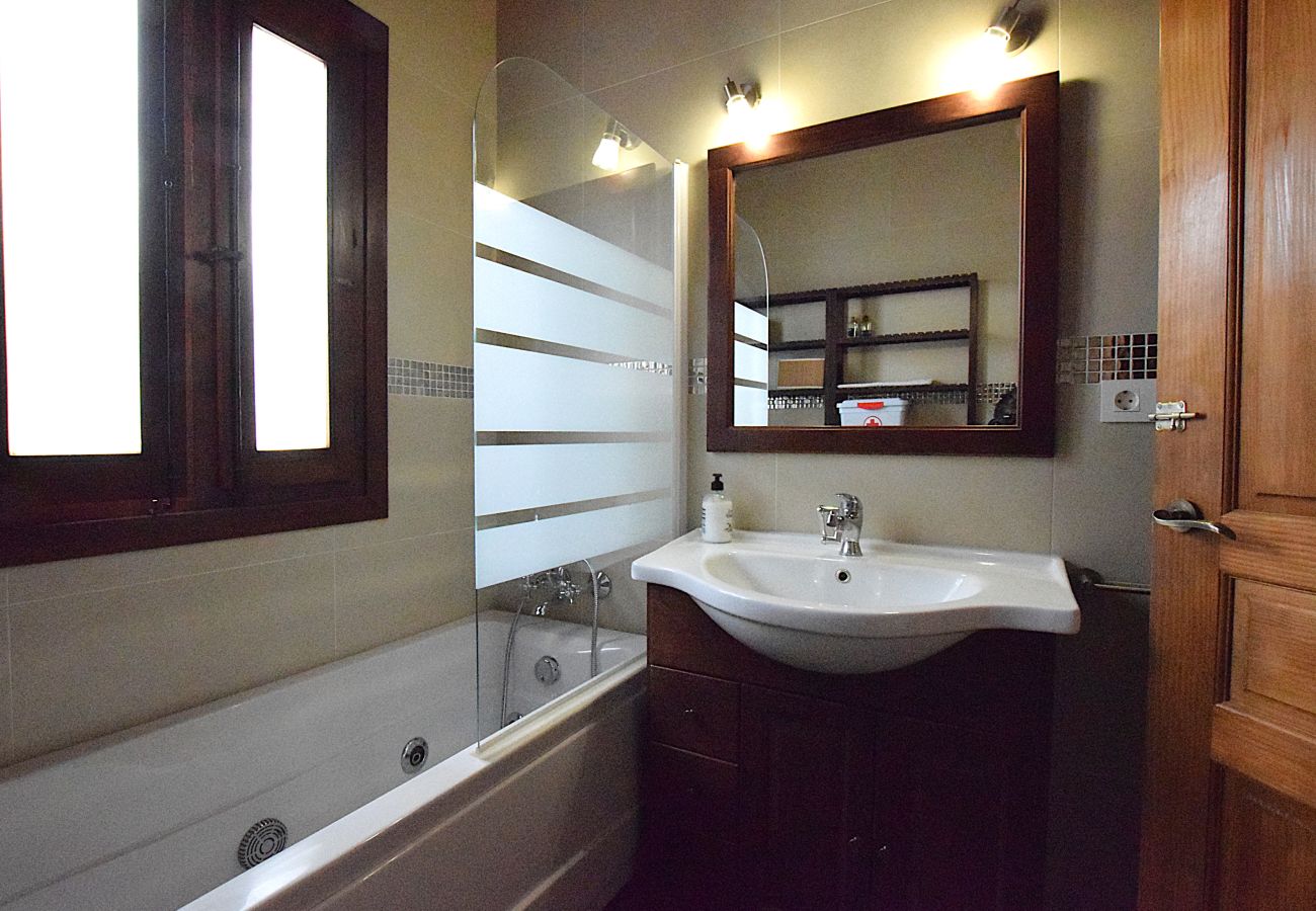 Villa à Riogordo - Belle villa andalouse avec piscine privée et vue imprenable