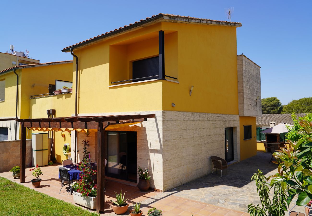 Maison à Sant Pere Pescador - Maison de vacances confortable à proximité de la plage
