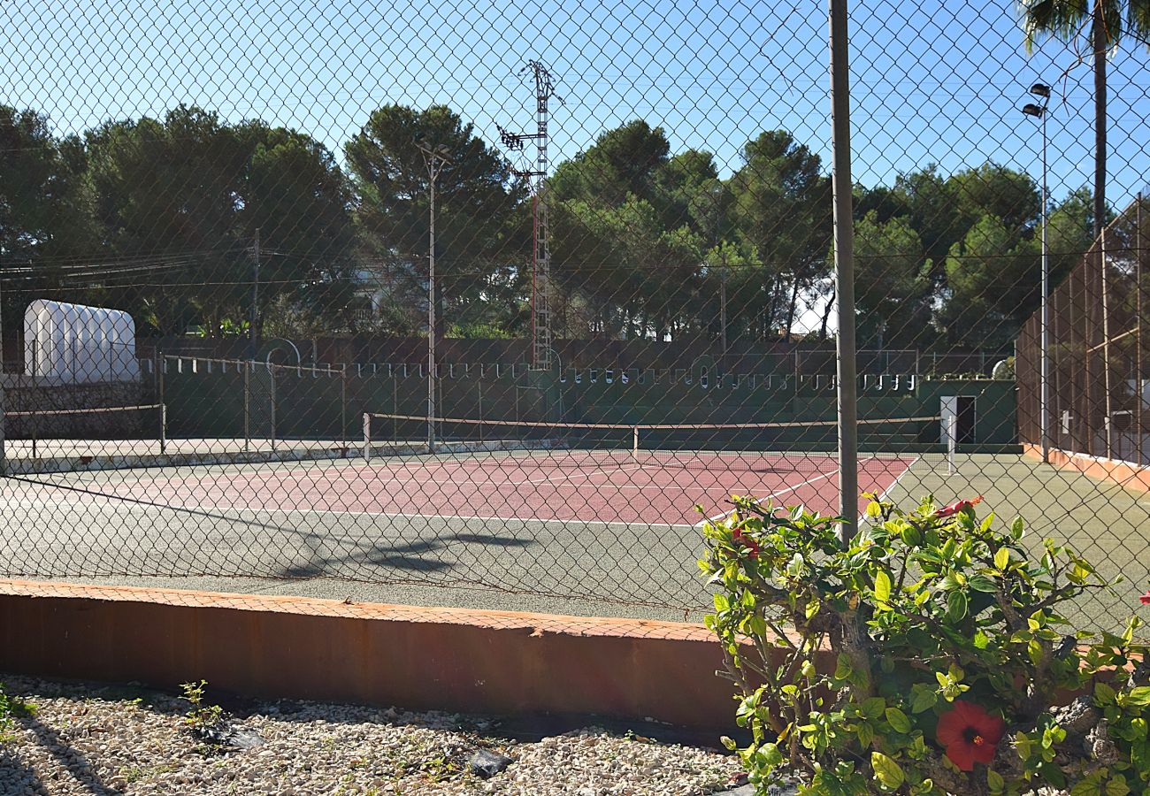 Appartement à Javea - Appartement au rez-de-chaussée avec piscine à Jávea, location de vacances idéale pour les familles sur la Costa Blanca