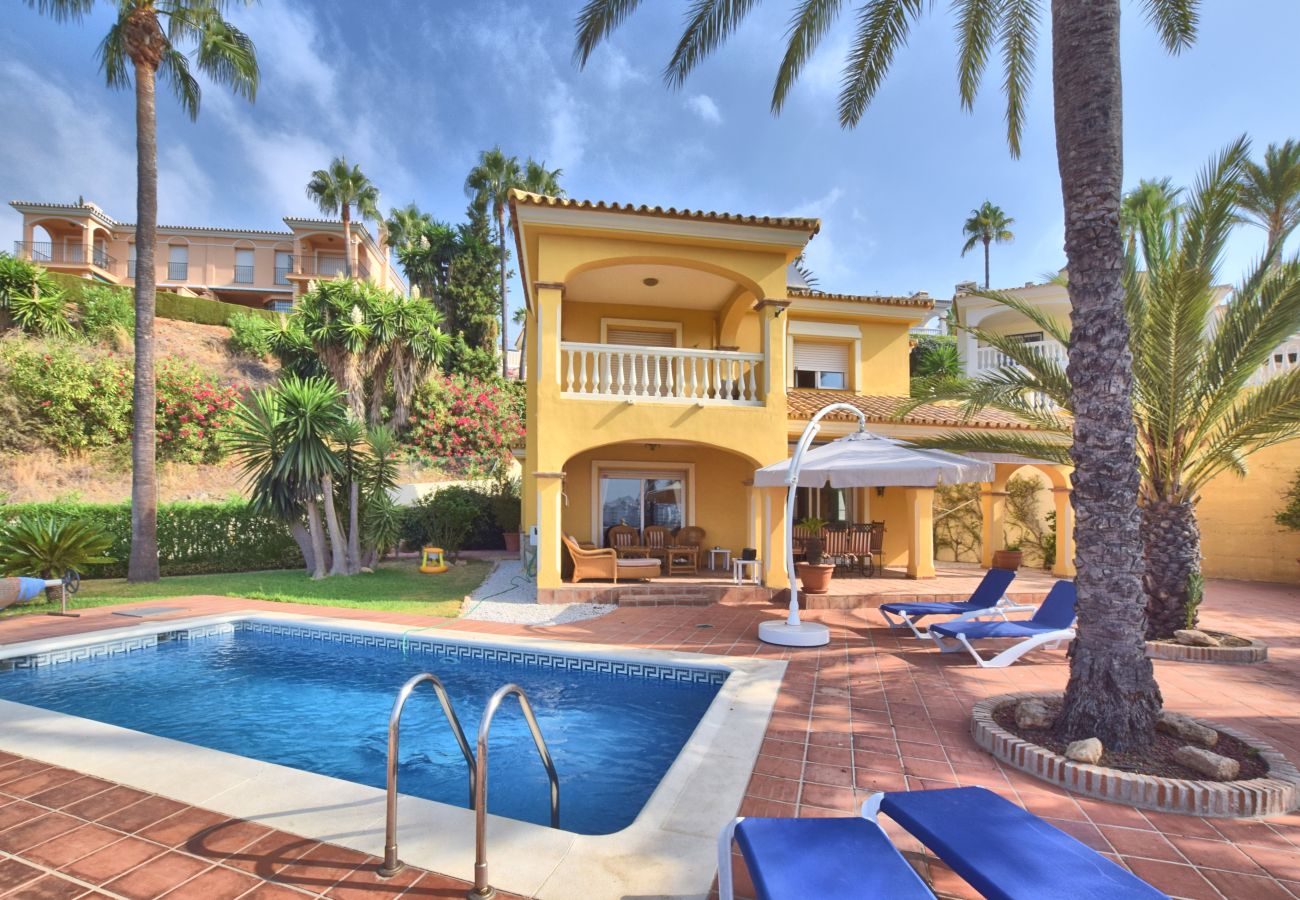 Villa in Mijas - Charmante villa met privézwembad in Mijas Costa 