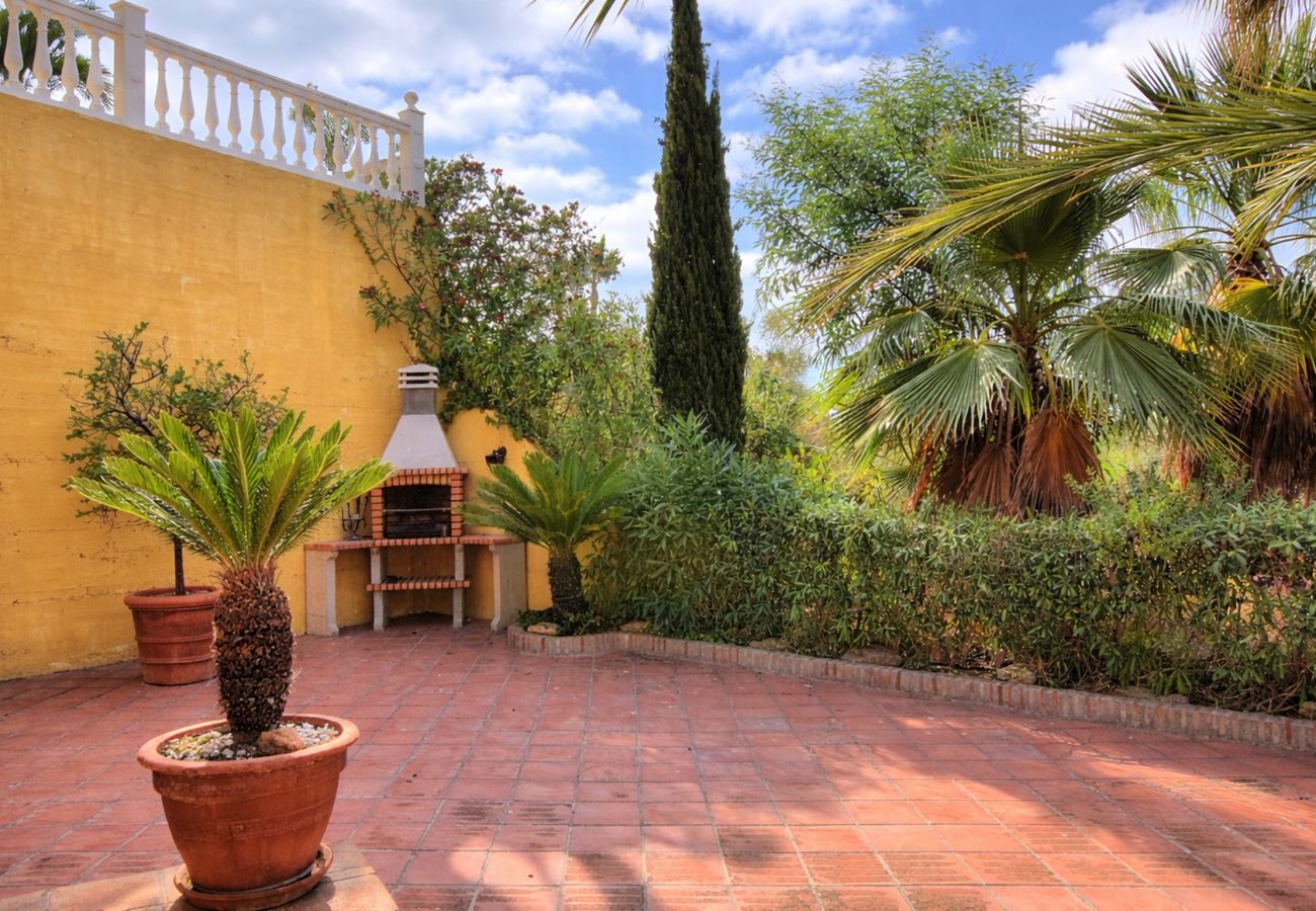 Villa in Mijas - Charmante villa met privézwembad in Mijas Costa 