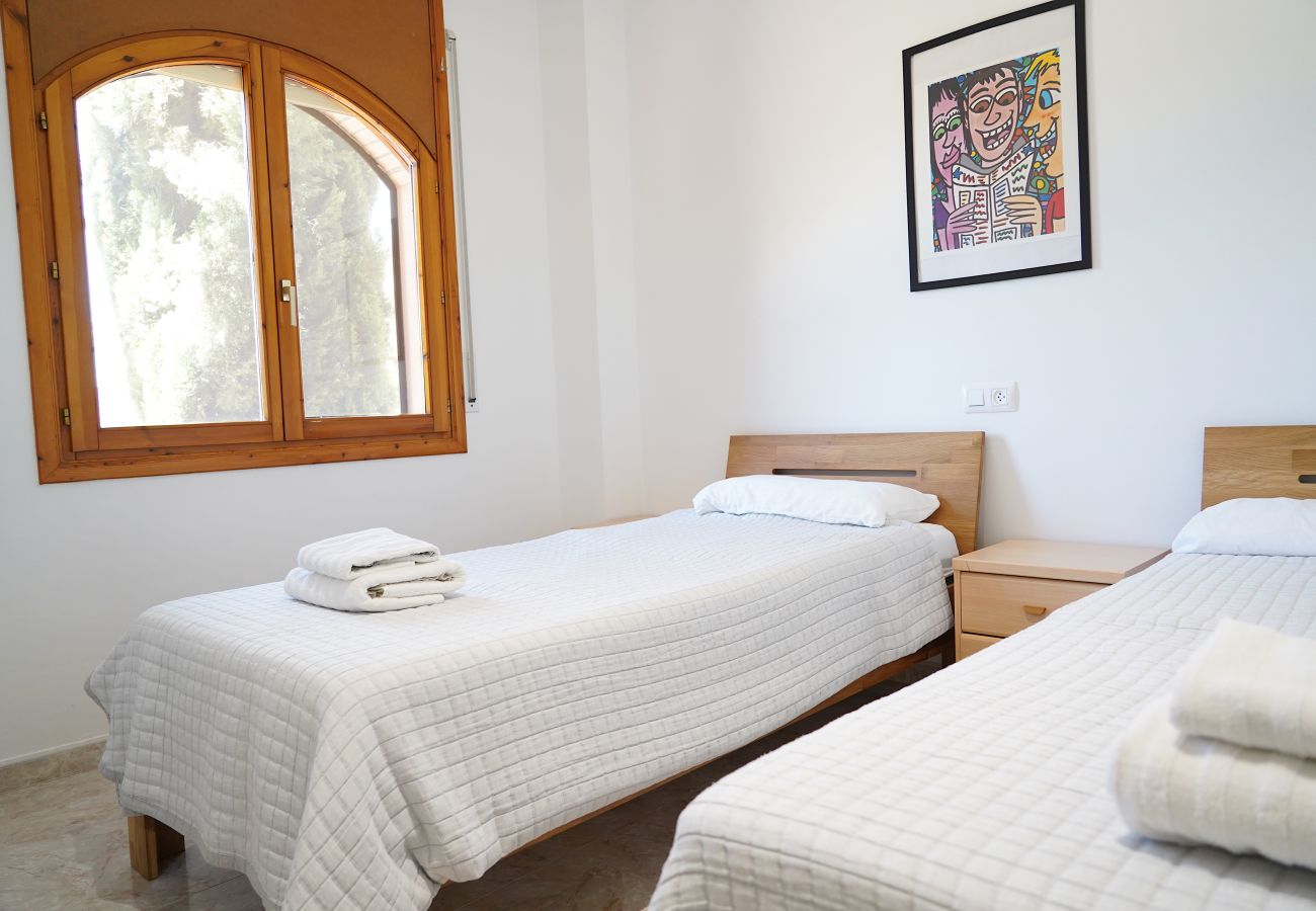 Villa in Sant Pere Pescador - Schitterende villa bij zandstrand van Sant Pere Pescador