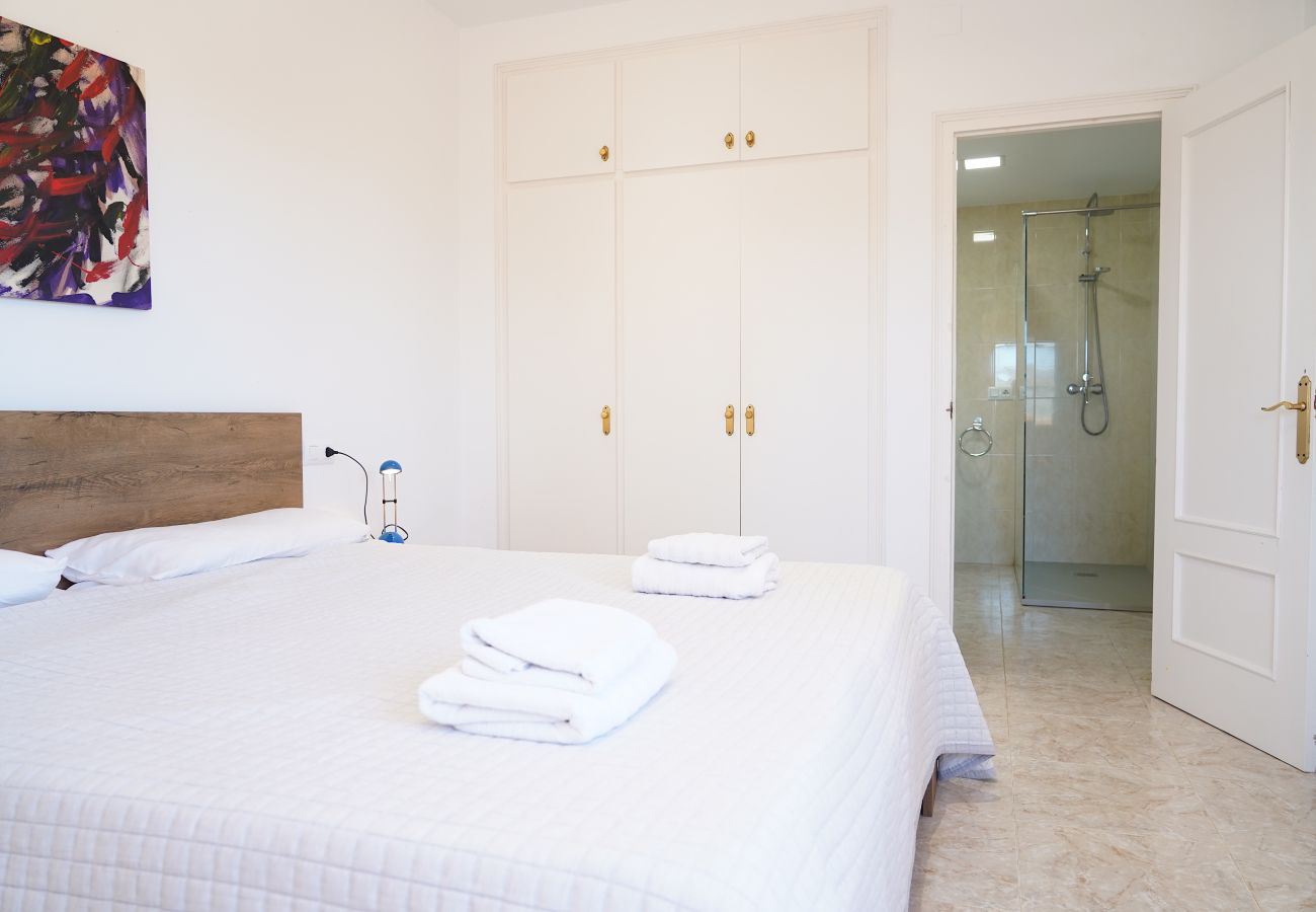Villa in Sant Pere Pescador - Schitterende villa bij zandstrand van Sant Pere Pescador