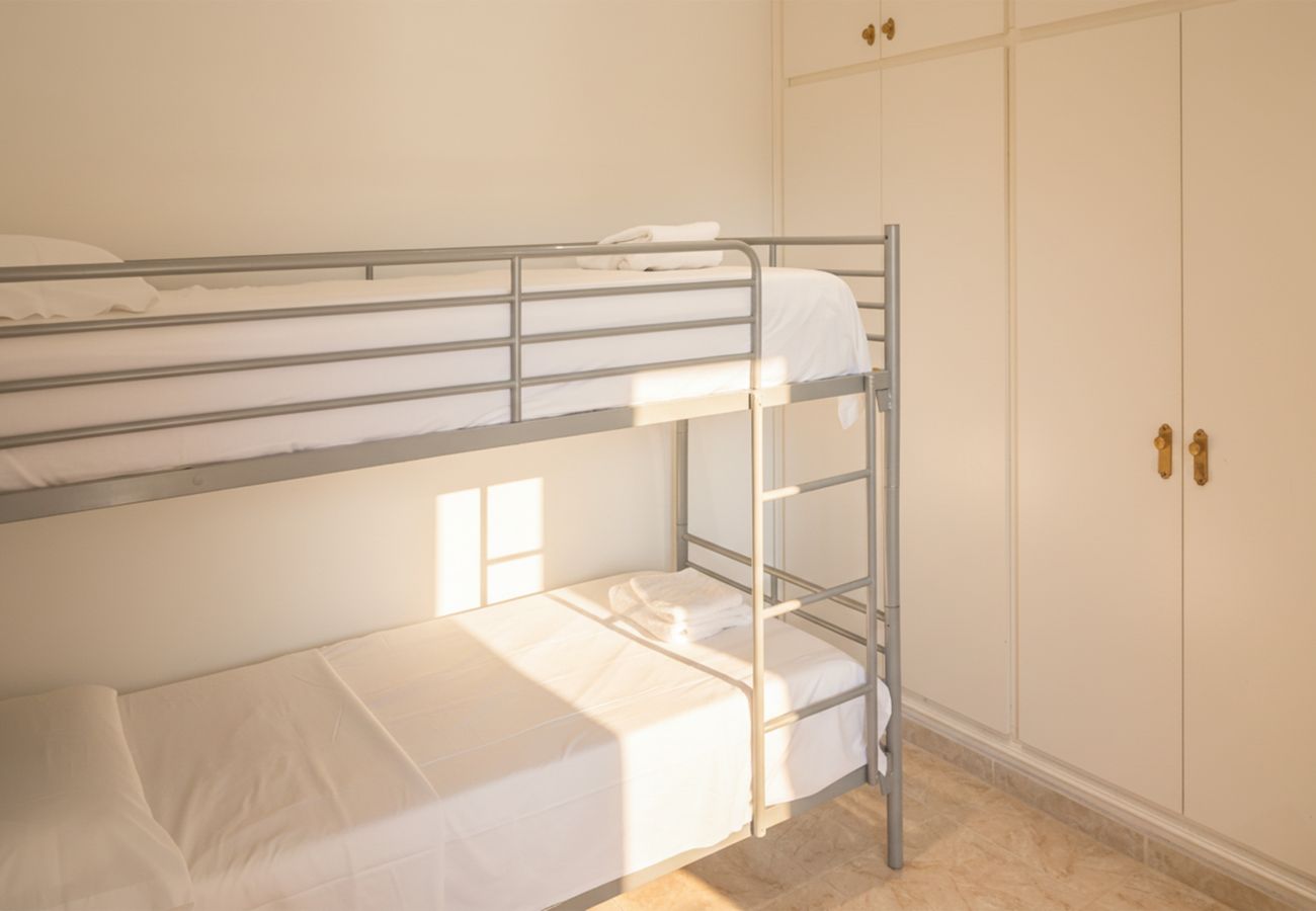 Villa in Sant Pere Pescador - Schitterende villa bij zandstrand van Sant Pere Pescador