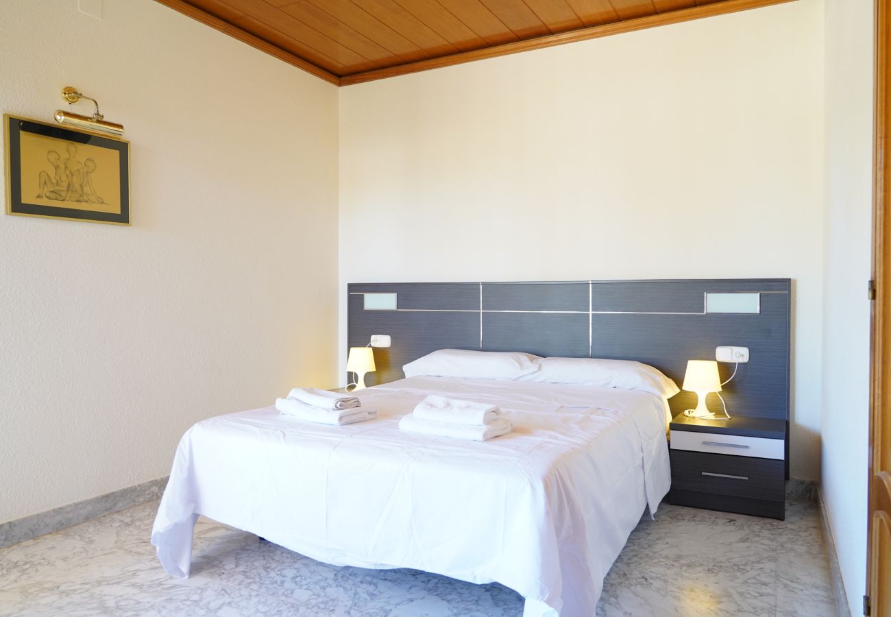 Villa in Sant Pere Pescador - Ruime villa met privézwembad vlak bij het strand aan de Costa Brava