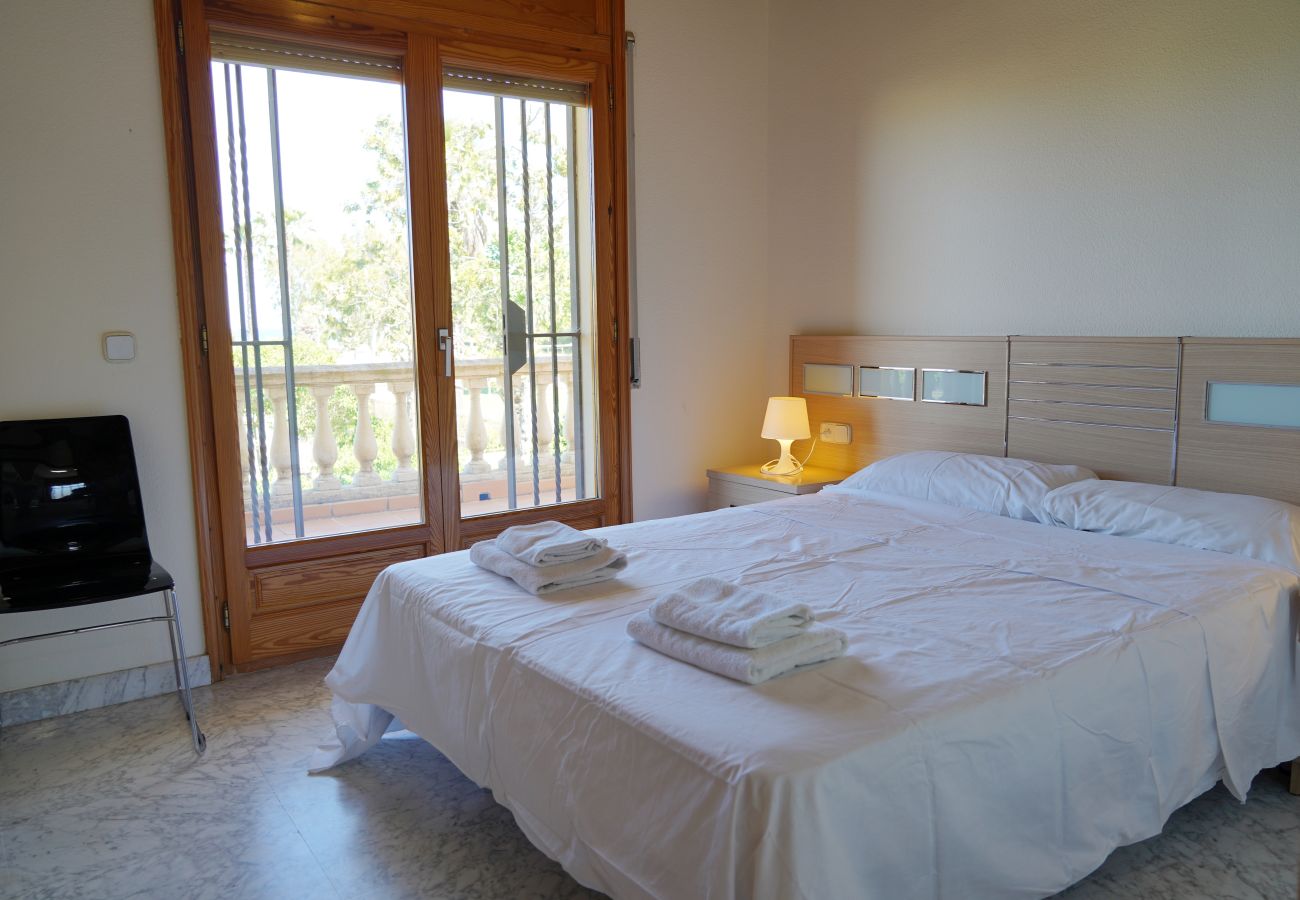 Villa in Sant Pere Pescador - Ruime villa met privézwembad vlak bij het strand aan de Costa Brava