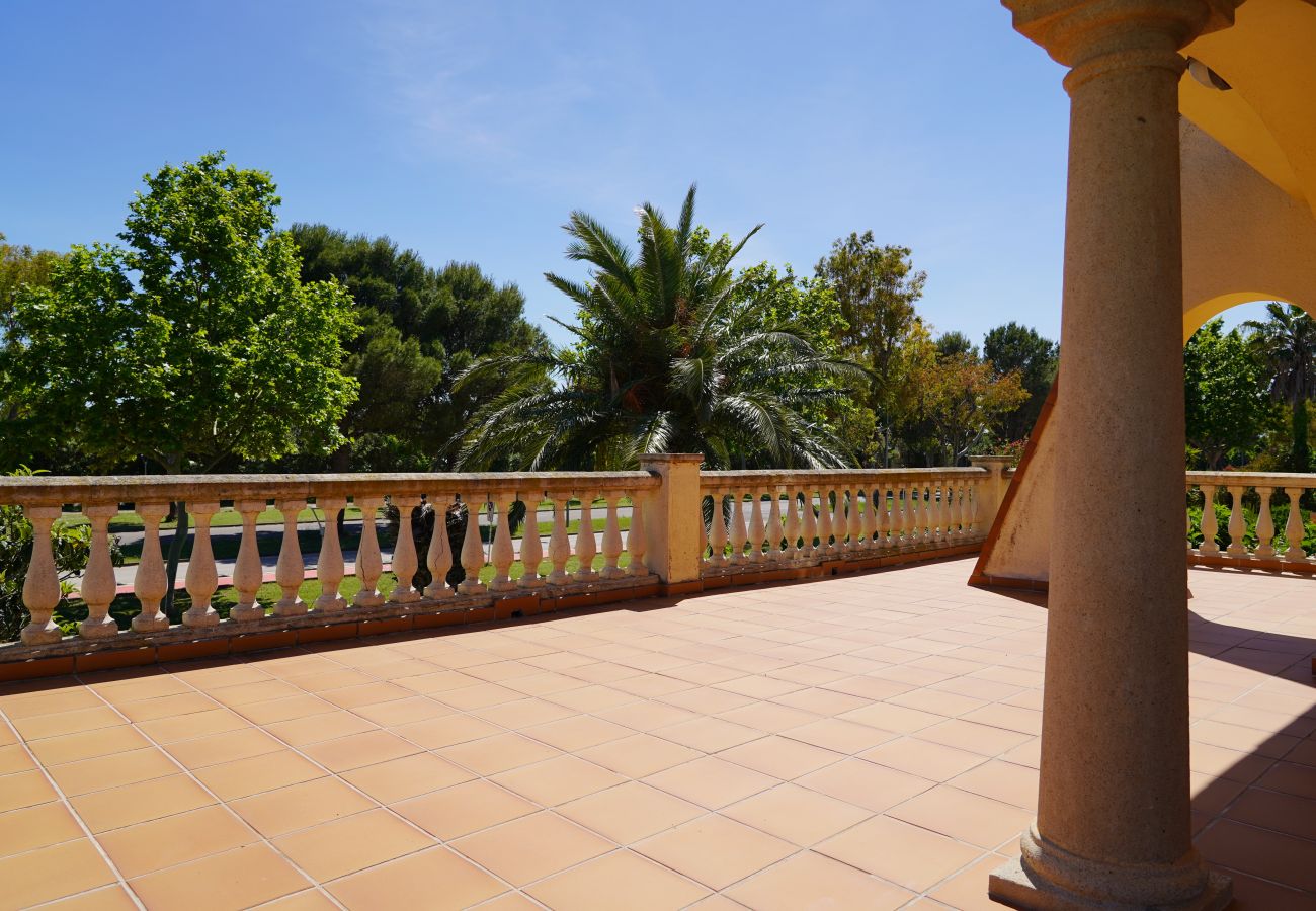 Villa in Sant Pere Pescador - Ruime villa met privézwembad vlak bij het strand aan de Costa Brava