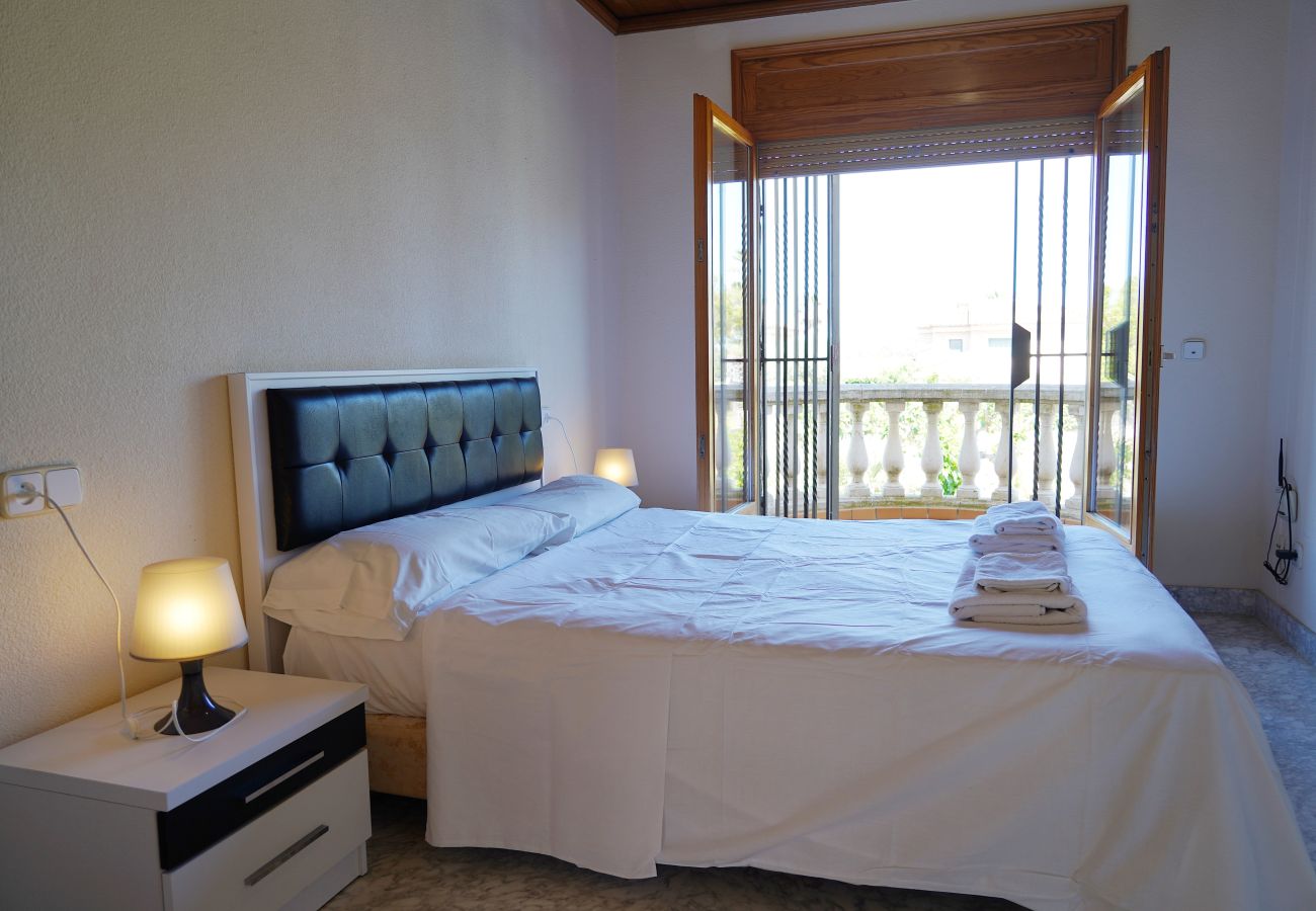 Villa in Sant Pere Pescador - Ruime villa met privézwembad vlak bij het strand aan de Costa Brava