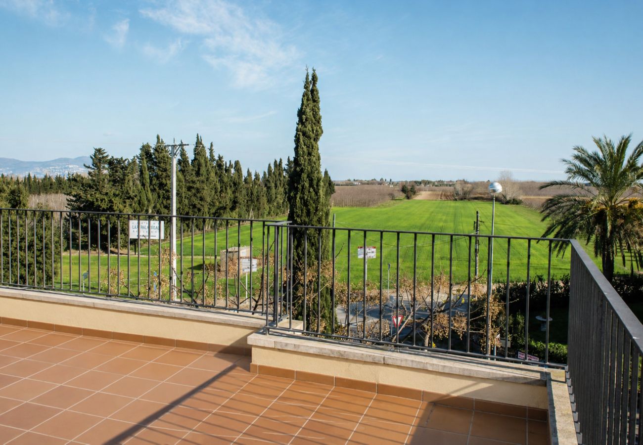 Huis in Sant Pere Pescador - Modern vakantiehuis met 3 slaapkamers en privézwembad in Sant Pere Pescador