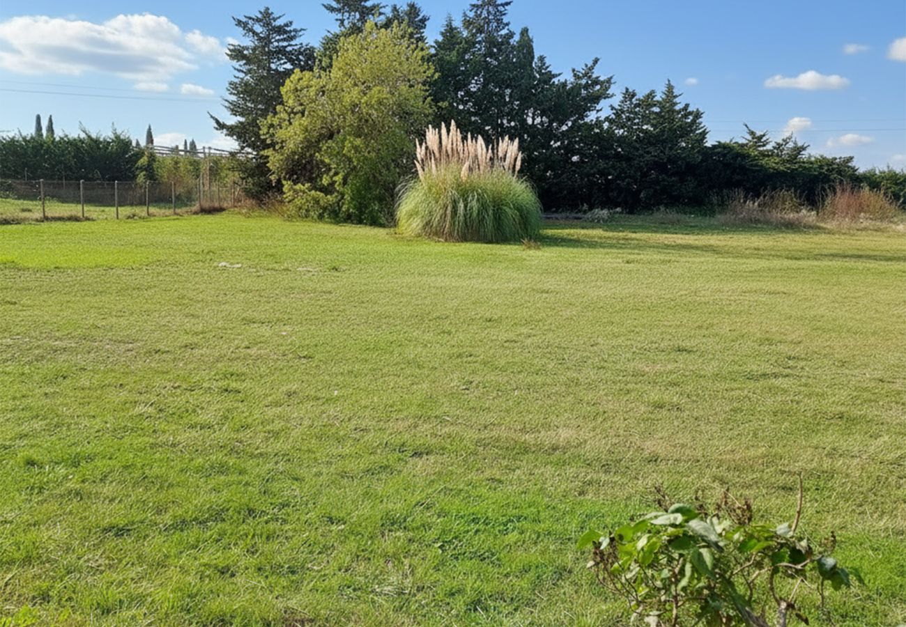 aangrenzend natuurlijk veld