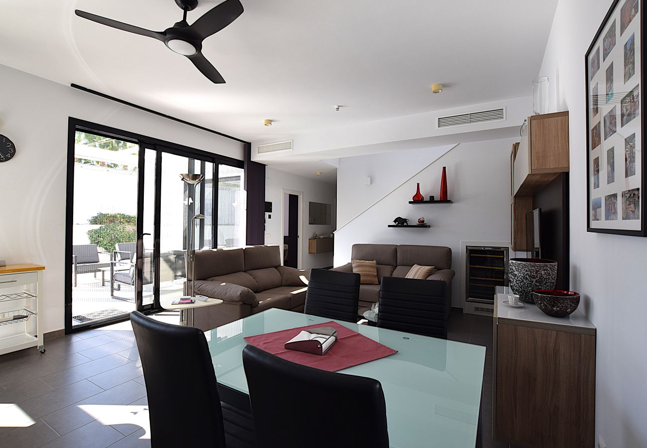 Villa in San Fulgencio - Moderne villa aan de Costa Blanca met privezwembad en heerlijk terras