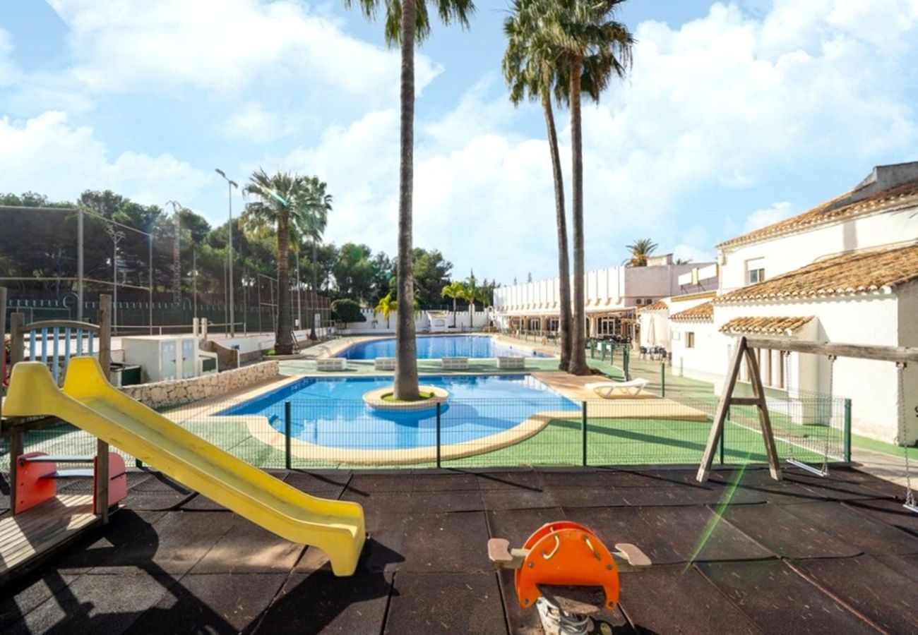 Appartement in Javea - Appartement Jávea met zwembad, nabij strand