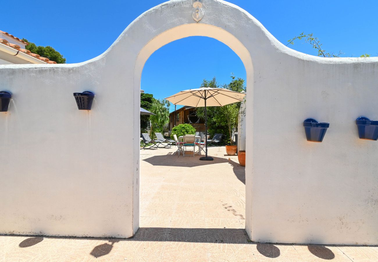 Huis in Benissa - Charmant vakantiehuis met gastenverblijf, zwembad en prachtig uitzicht