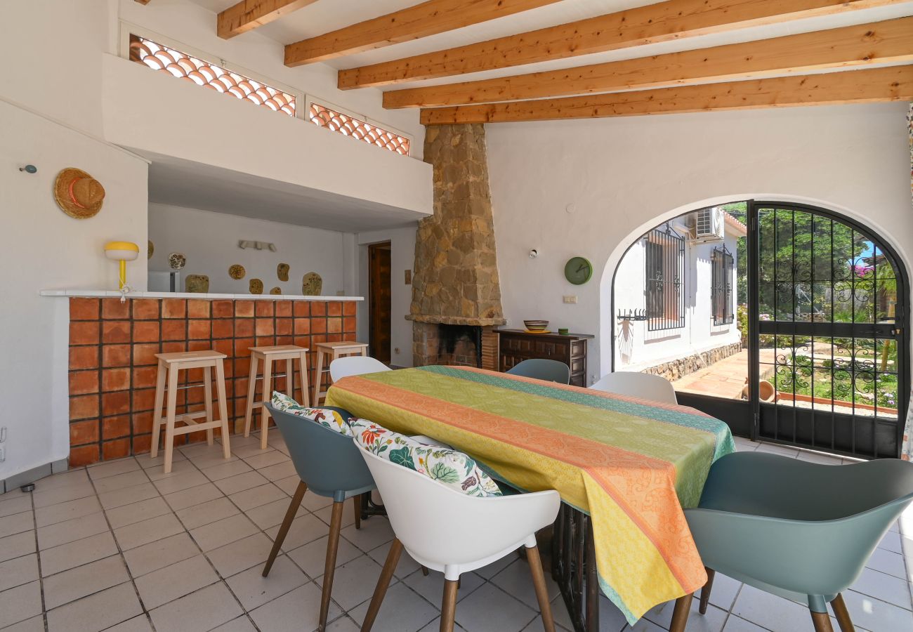 Huis in Benissa - Charmant vakantiehuis met gastenverblijf, zwembad en prachtig uitzicht