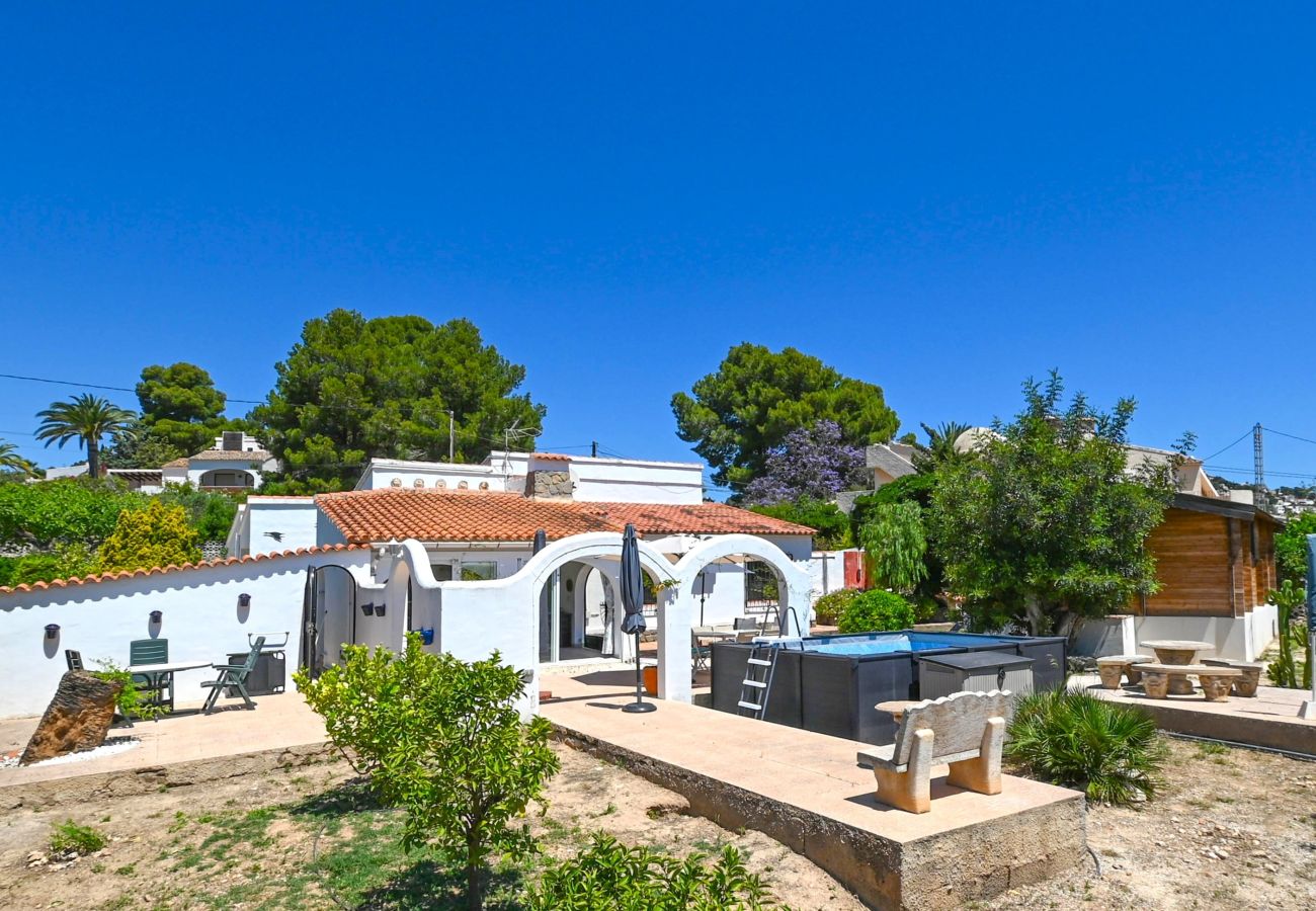 Huis in Benissa - Charmant vakantiehuis met gastenverblijf, zwembad en prachtig uitzicht