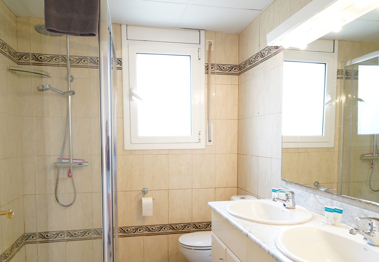 Villa in Sant Pere Pescador - Spacious good located villa in Sant Pere Pescador