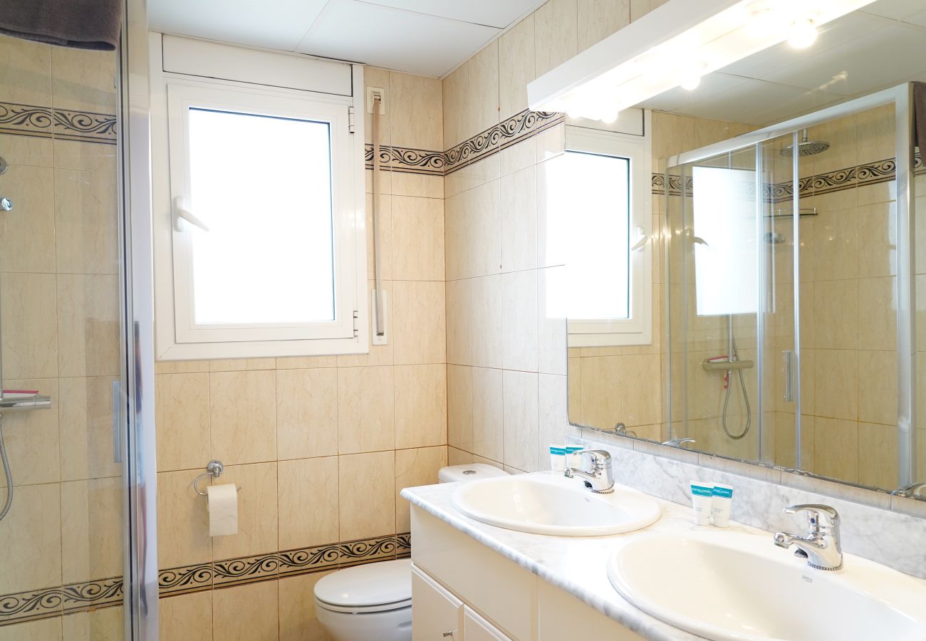 Villa in Sant Pere Pescador - Spacious good located villa in Sant Pere Pescador