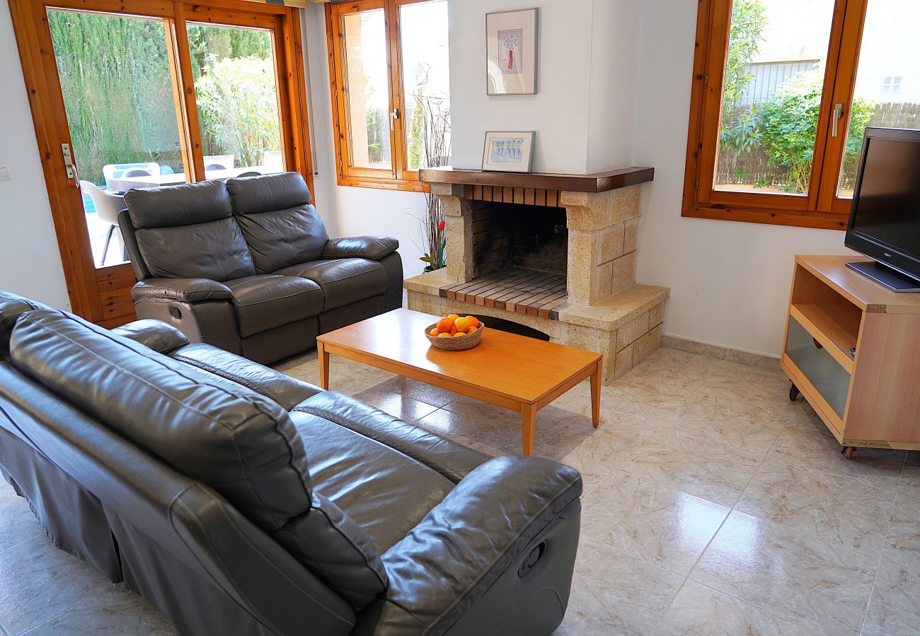 Villa in Sant Pere Pescador - Superb villa near sandy beach Sant Pere Pescador