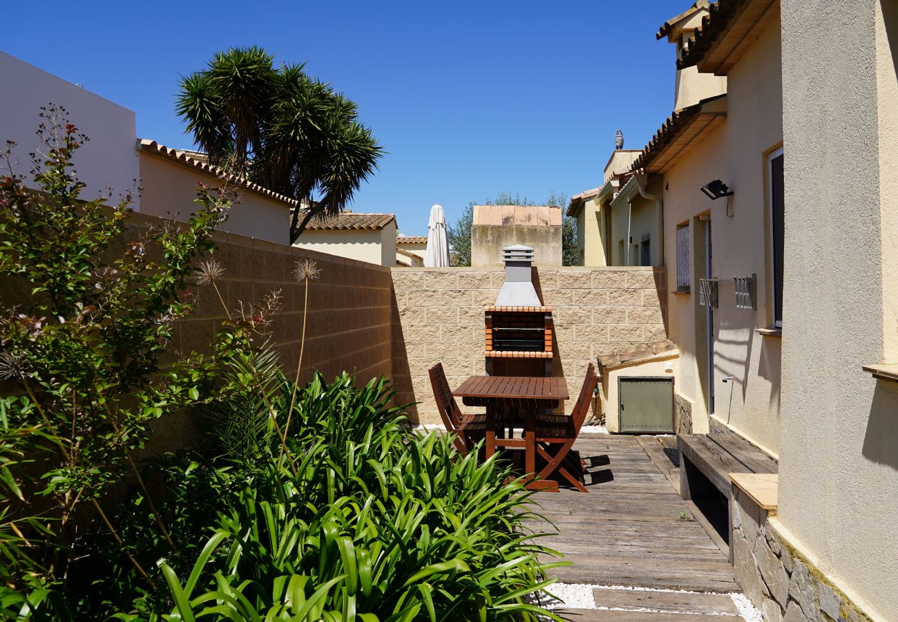 Villa in Sant Pere Pescador - Stunning villa near the beach of Sant Pere Pescador