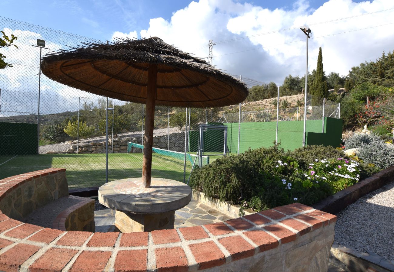 Villa in Antequera - Luxury, tranquillity and culture near El Torcal de Antequera