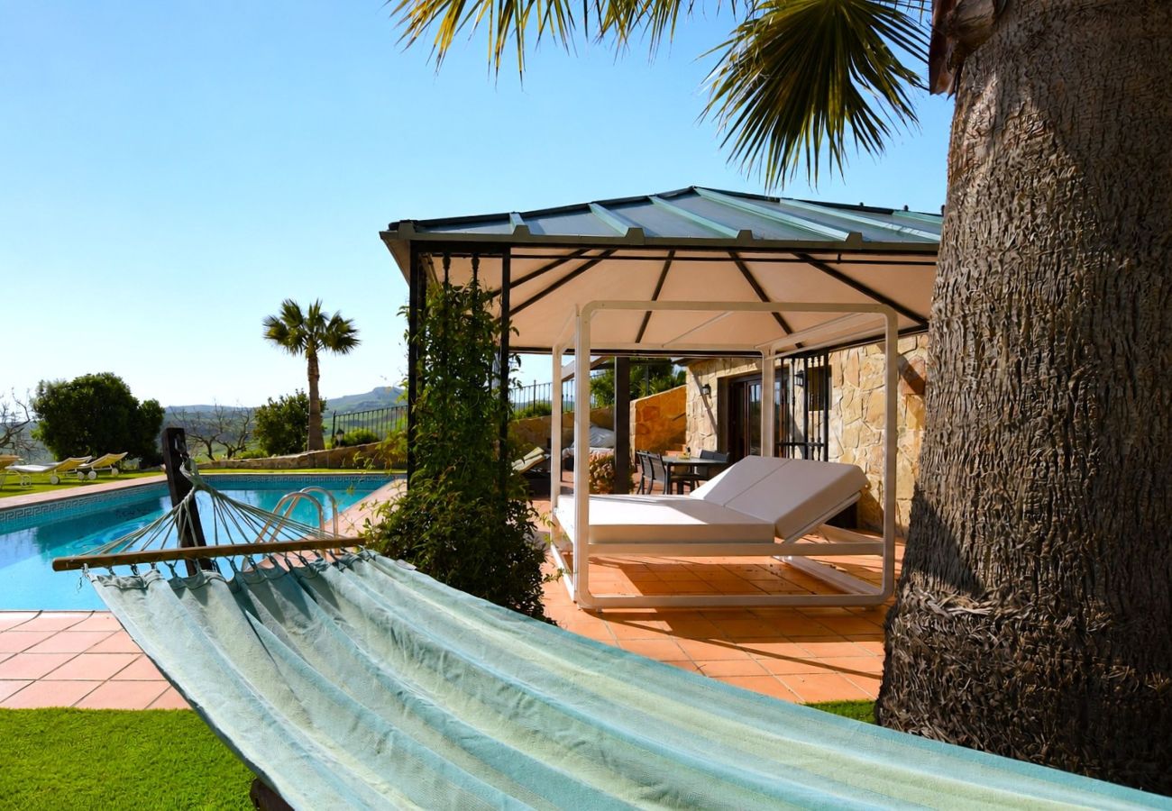 Villa in Antequera - Andalusian family retreat with pool, padel court & near El Torcal de Antequera