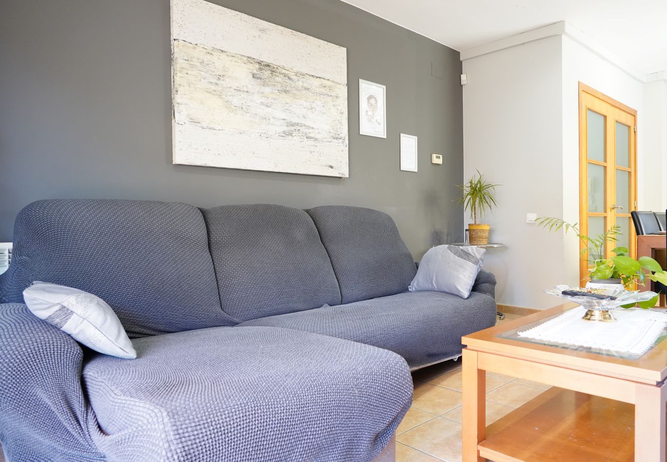House in Sant Pere Pescador - Cosy holiday home close to the beach