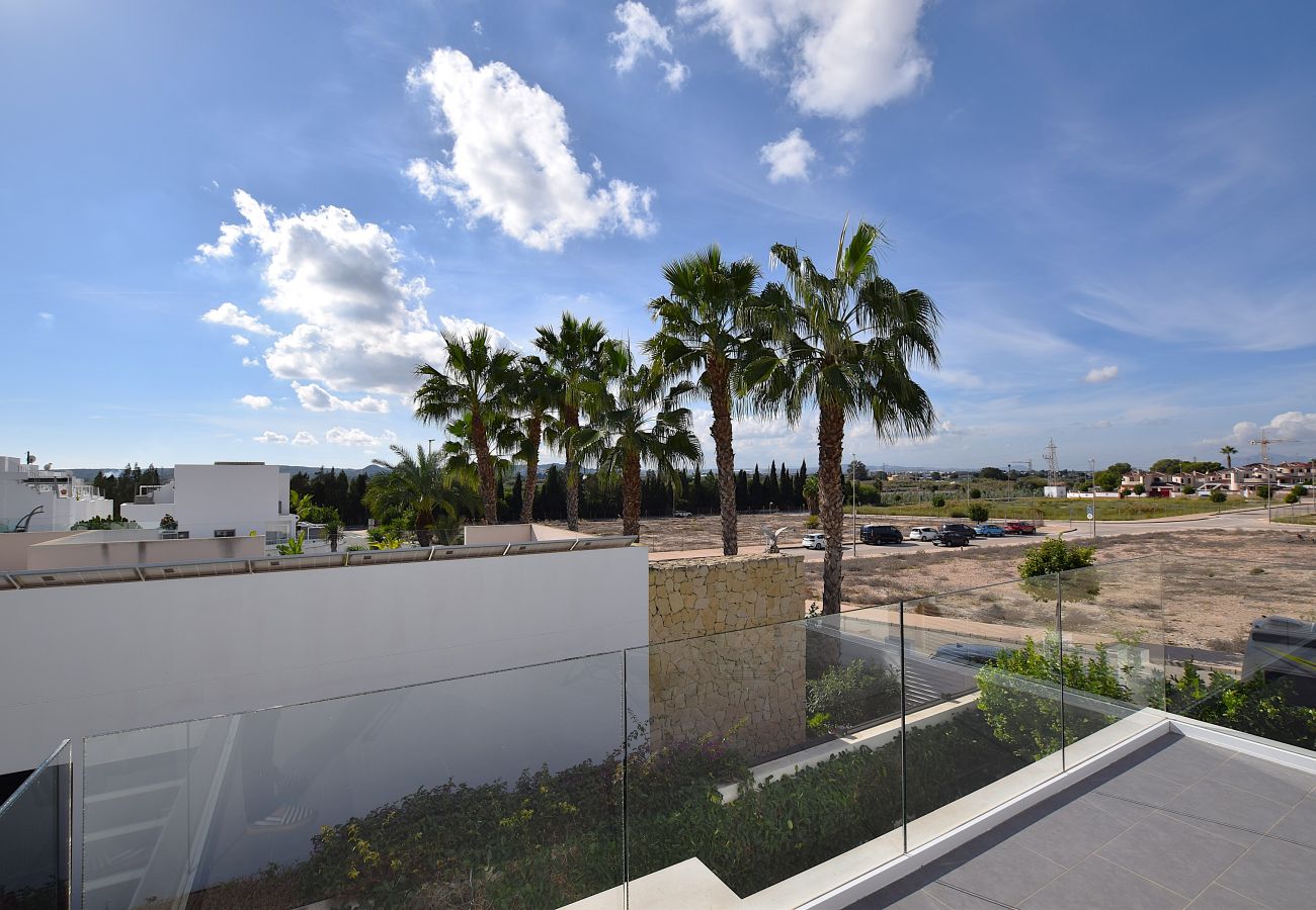 Villa in San Fulgencio - Villa Levante, Modern Costa Blanca villa with pool and sunny terrace