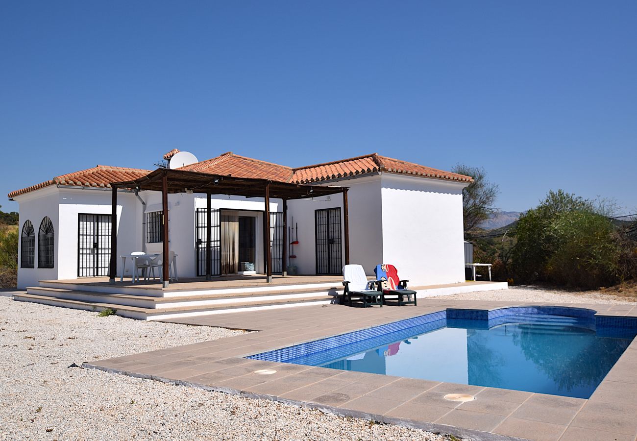 Villa in Almogía - Cozy casita in the countryside with swimming pool, near Málaga