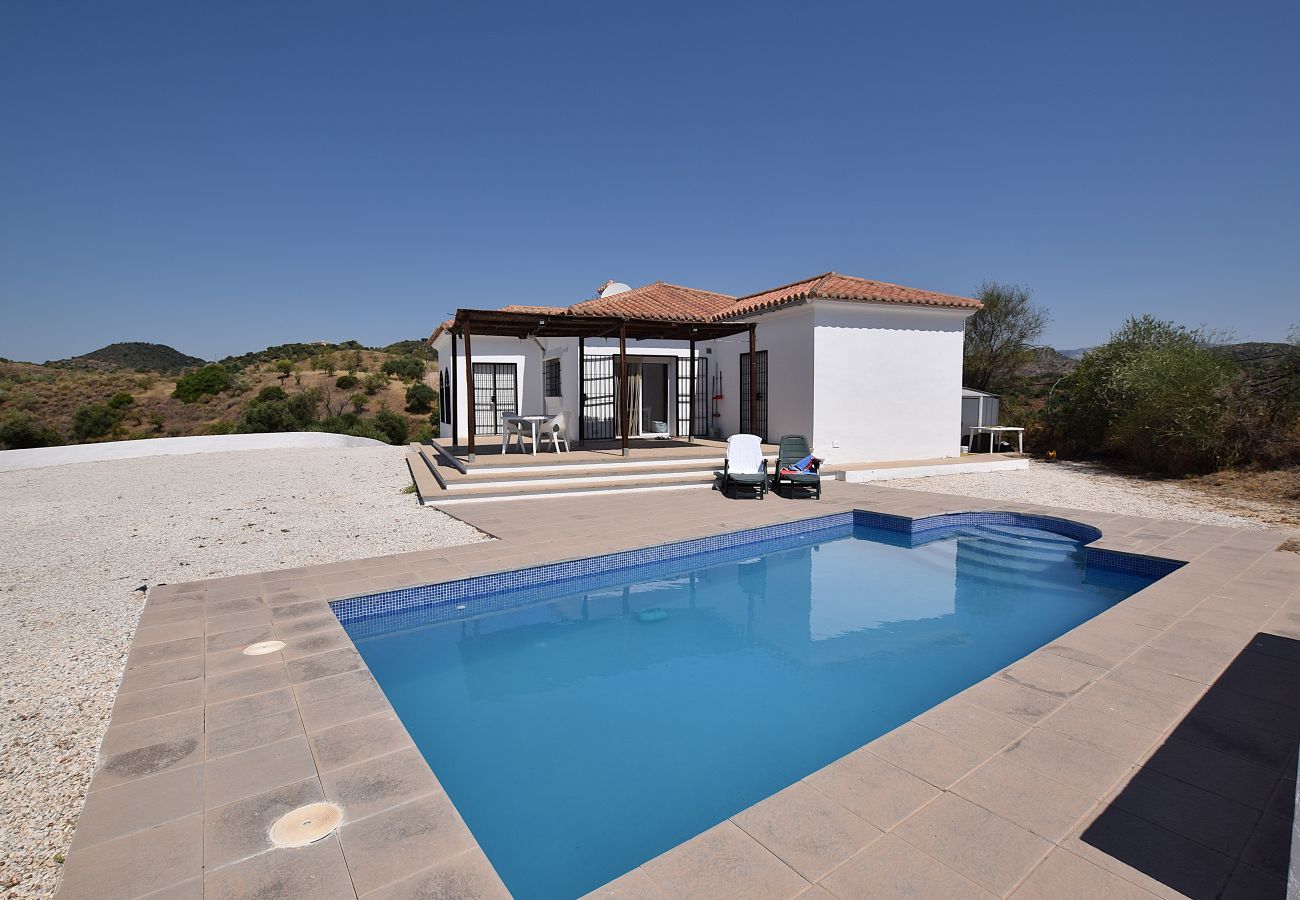 Villa in Almogía - Cozy casita in the countryside with swimming pool, near Málaga