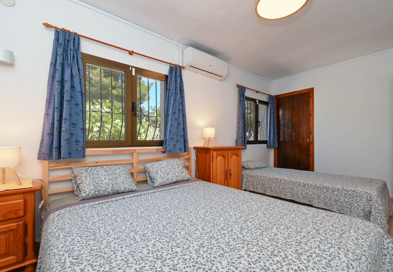 House in Benissa - Charming holiday home and cottage, with a swimming pool and views